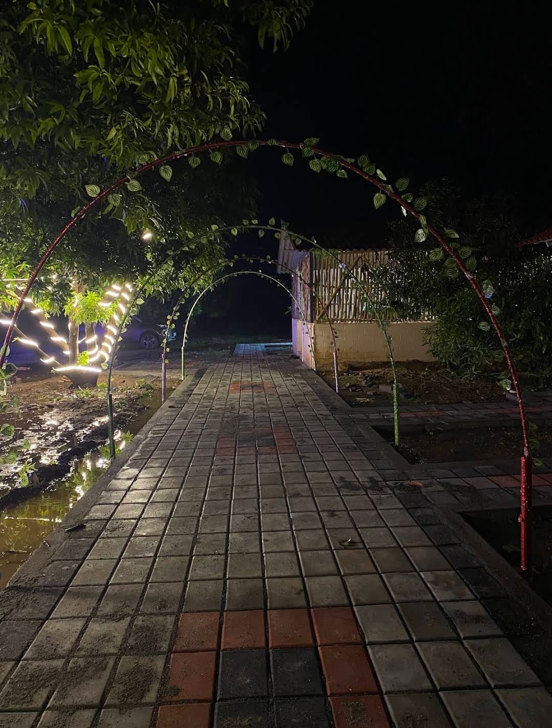 Manjolai Restaurant