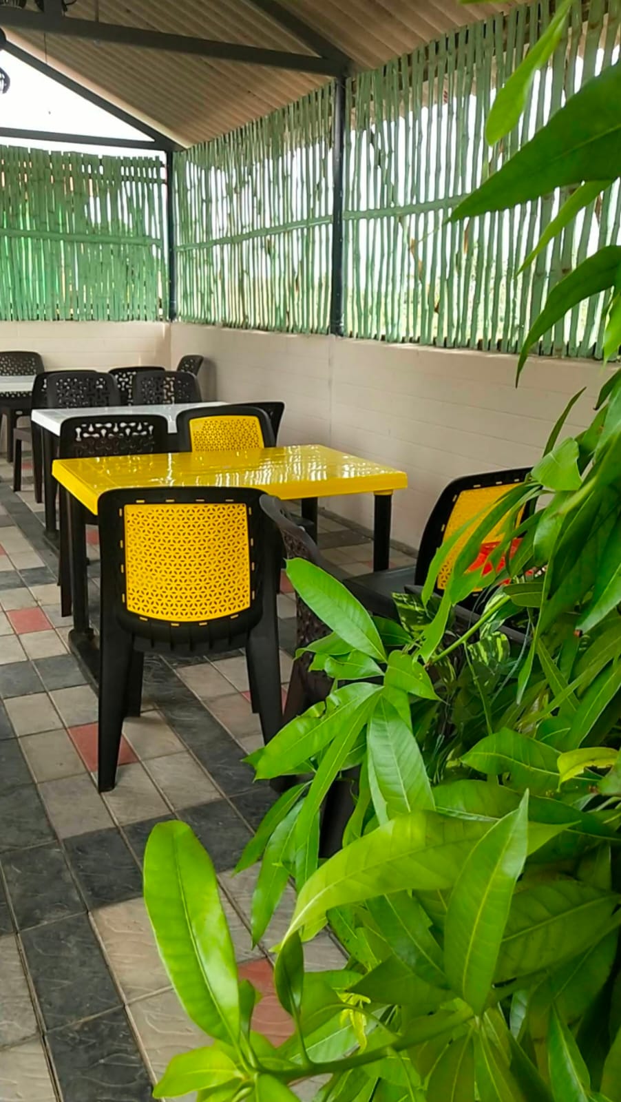 Manjolai Restaurant