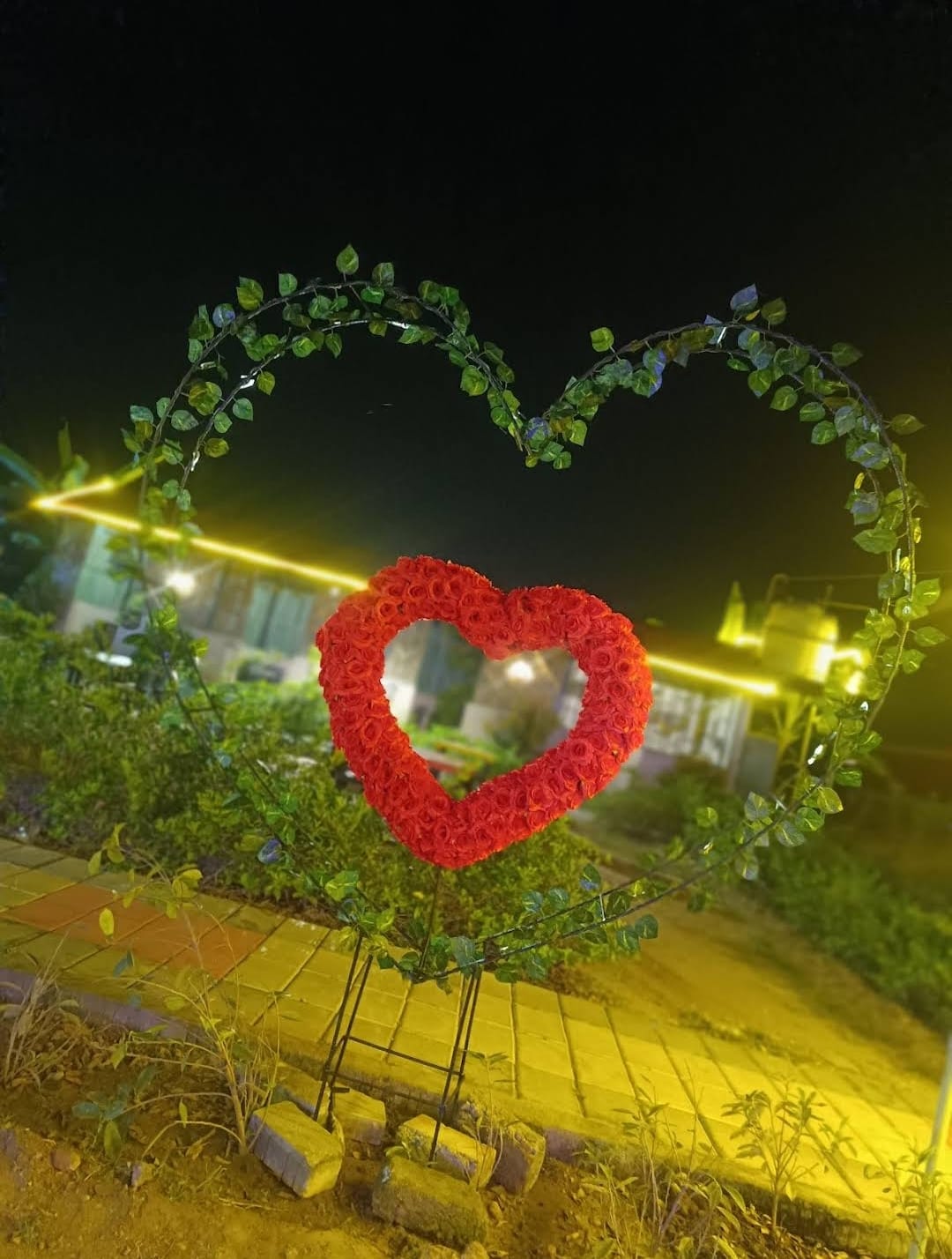 Manjolai Heart Decor